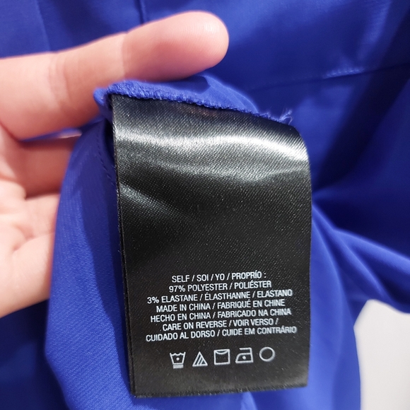 T Tahari | Button Up Blouse - Picture 12 of 15